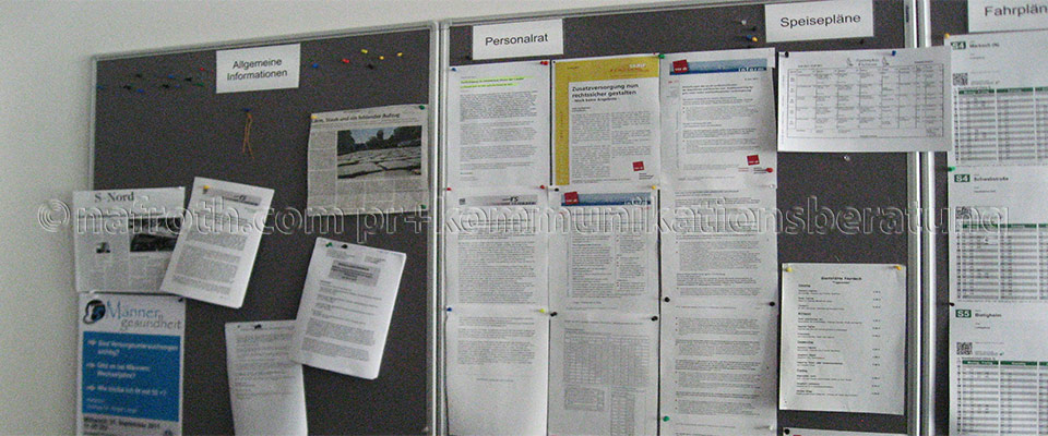 Langweiliges Schwarzes Brett vom Personalrat.